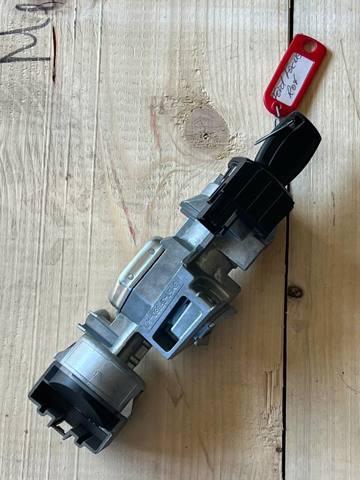 Замок запалювання 3M513F880AD FORD