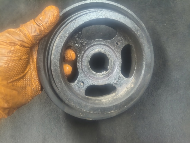 Шків колінвала 12303EB30B NISSAN