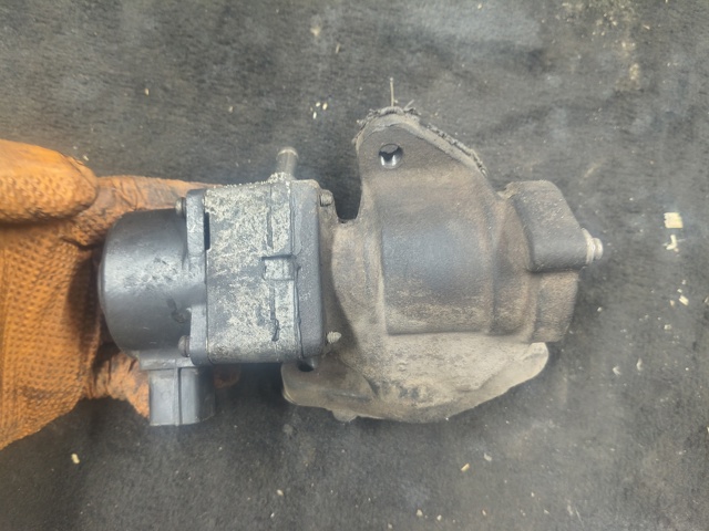 Клапан EGR 147105M30A NISSAN