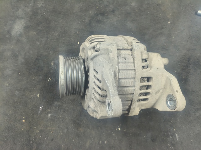 Генератор 23100EB310 NISSAN