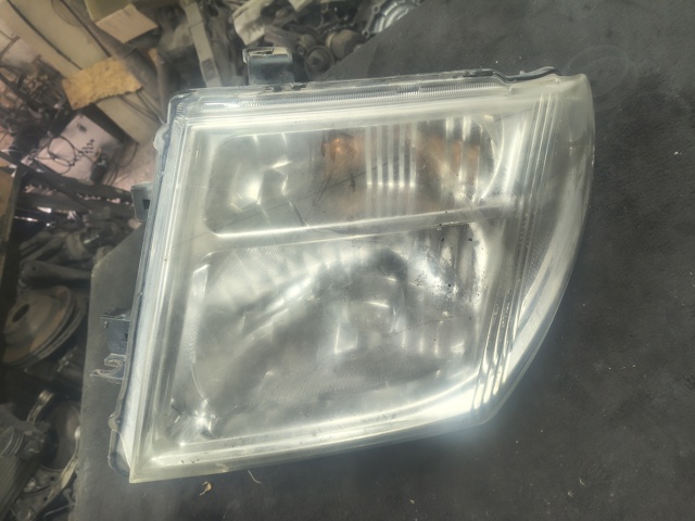 Основна фара в зборі ліва 26060EB30B NISSAN