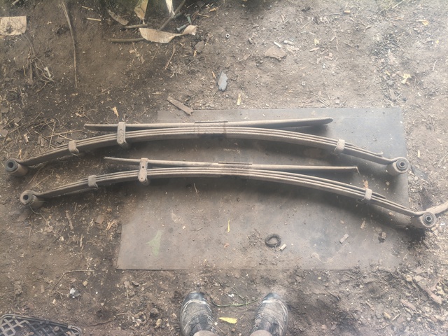 Ресори додаткові 55020EB300 NISSAN