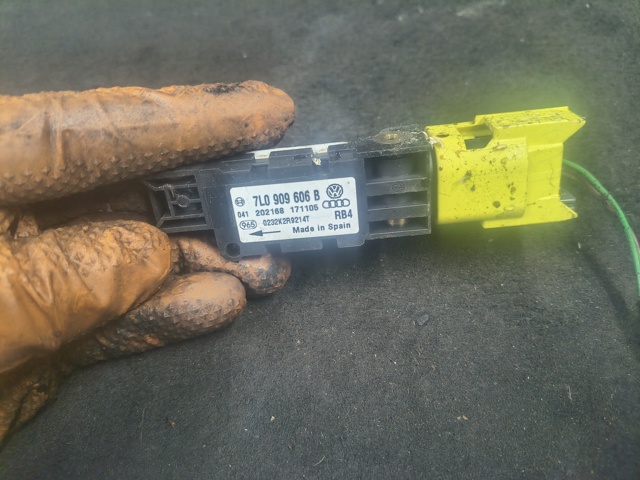 Датчик подушки безпеки 7L0909606B VAG
