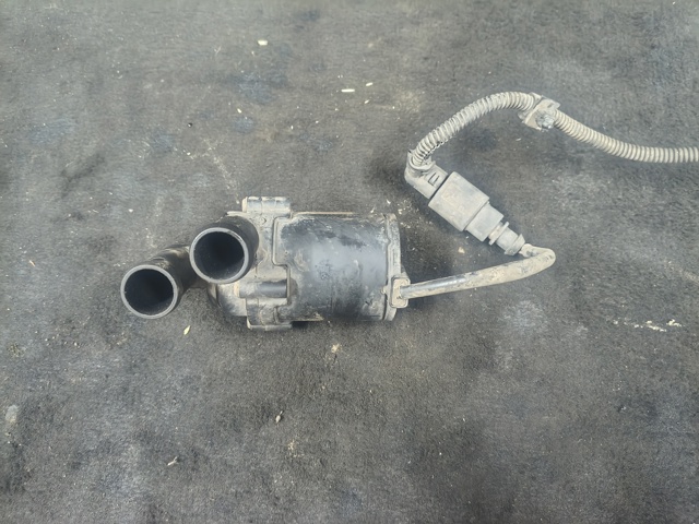 Водяний насос охолодження електричний додатковий 7L0965561J VAG