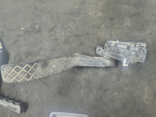 Підаль газу 7L6723507 VAG