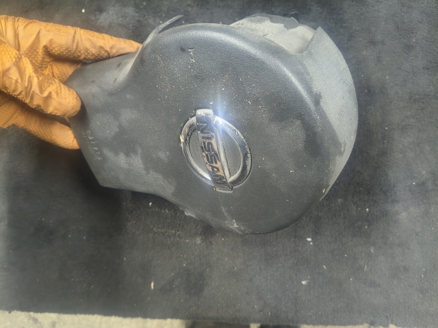 Подушка в кермі 98510EB302 NISSAN