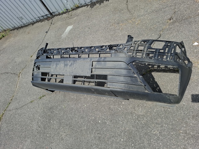 Кожух бампера переднього 7C0807221A VAG