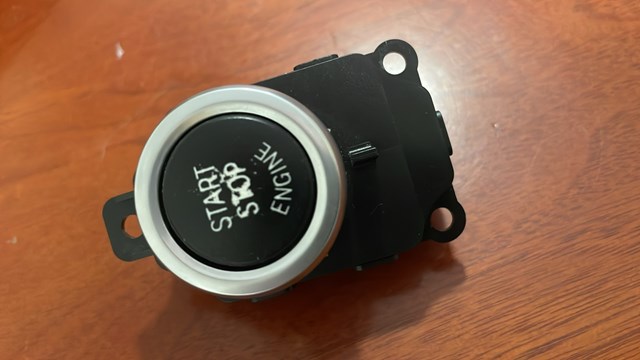 Кнопка запуску двигуна 61319153832 BMW