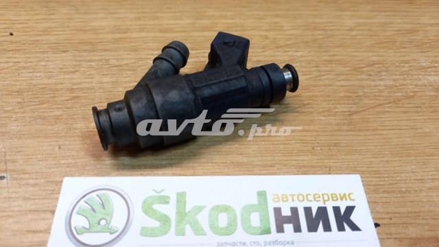 Форсунка дизельна в зборі, розпилювач + тримач 06A906031C VAG
