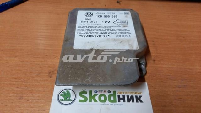 Модуль-процесор керування подушки безпеки 1C0909605 VAG