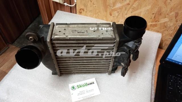 Радіатор інтеркулера 1J0145803C VAG