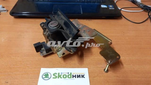 Ручка 3-х (5-х) дверей, зовнішня 1U6827565J VAG