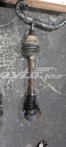 Привід лівий 357407271R VAG