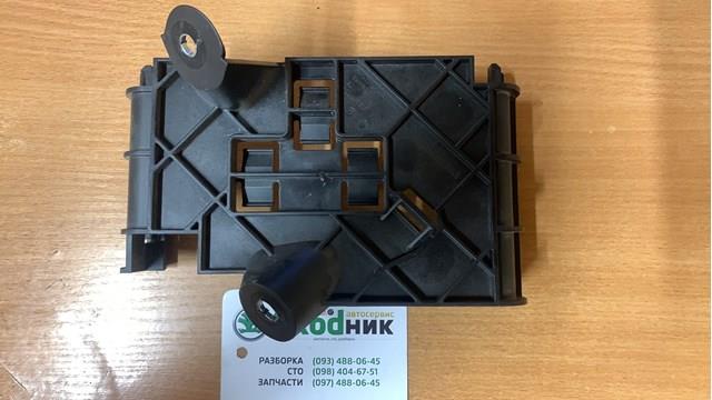 Корпус блоку запобіжників 5Q0906507B VAG