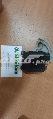 Мотор заслінки рециркуляції повітря 8D1820511E VAG