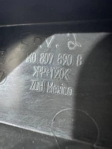 Кронштейн бампера переднього, правий 1K0807890B VAG