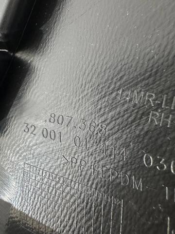Заглушка ПТФ бампера переднього права 5E0807368 VAG