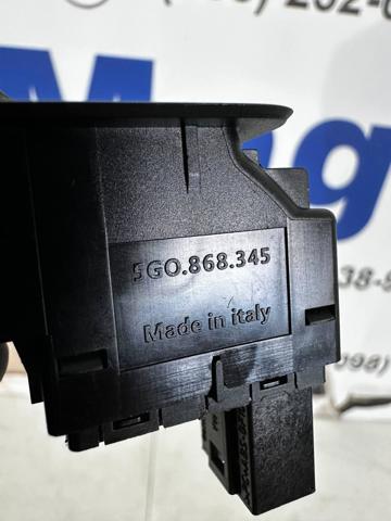 Кнопки заднього правого склопід'ємника 5G0868345 VAG
