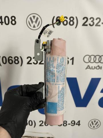 Подушка Айрбег спинки сидіння лівого 5G0880441A VAG