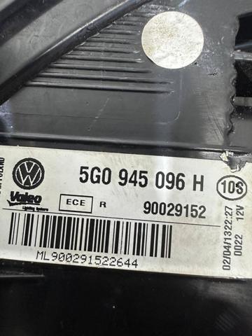 Ліхтар задній правий, зовнішній 5G0945096H VAG