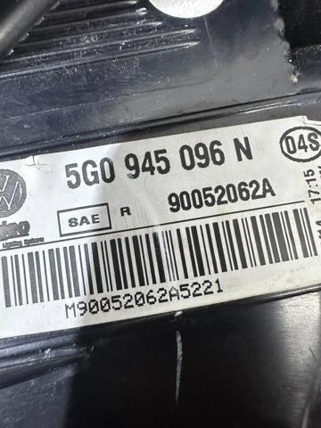 Фара задня права зовнішня 5G0945096N VAG