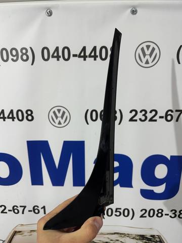Крило на багажник 5G6805946C VAG