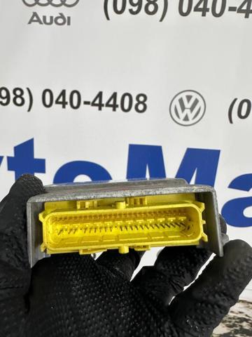 Модуль-процесор управління подушки безпеки 5K0959655D VAG