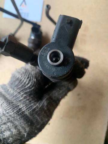Форсунки електромагнітні 0445110059 BOSCH
