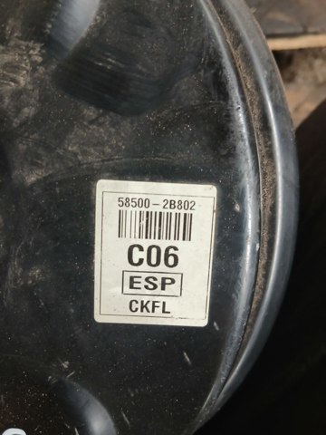 Циліндр гальмівний, головний 585002B802 HYUNDAI