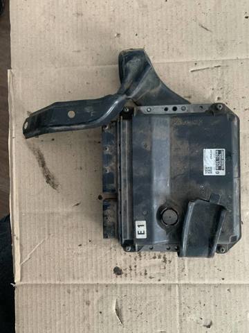 Блок електронного управління 8966142C00 TOYOTA