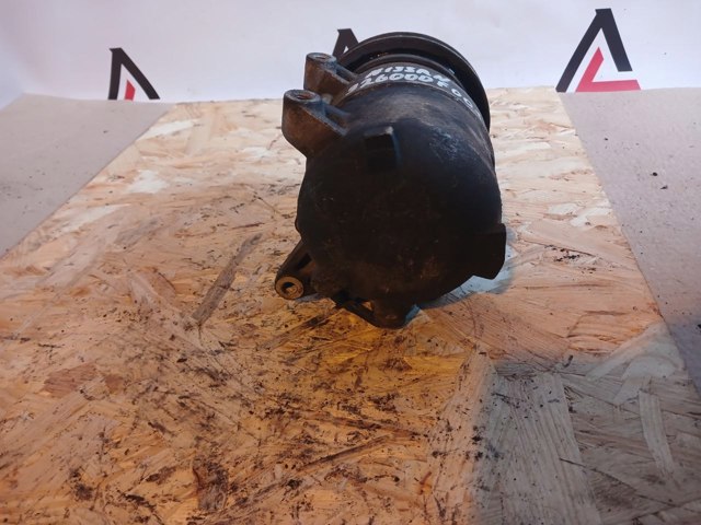 Компресор кондиціонера 926000F001 NISSAN