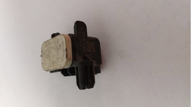 Датчик Айрбег передній 988301EA0A NISSAN