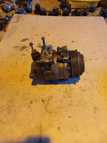Компресор кліматичної установки A0002306811 MERCEDES