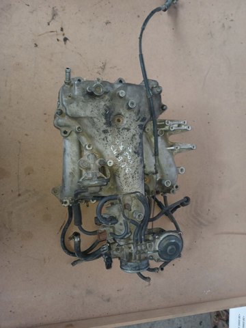 Колектор впуск нижній MD360243 MITSUBISHI