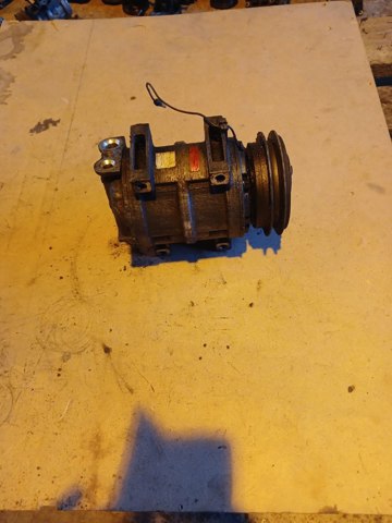 Компресор системи кондиціювання MR250810 MITSUBISHI