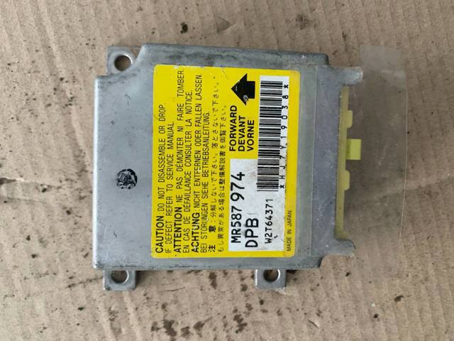 Модуль-процесор управління подушки безпеки MR587974 MITSUBISHI