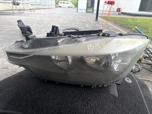 Фари 63117338709 BMW