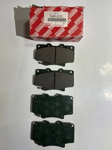 Колодки гальмівні дискові комплект 0446560020 TOYOTA