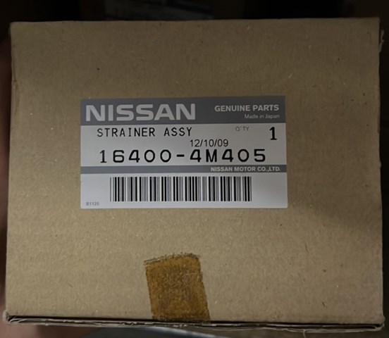 Фільтр-відстійник палива грубої очистки 164004M405 NISSAN