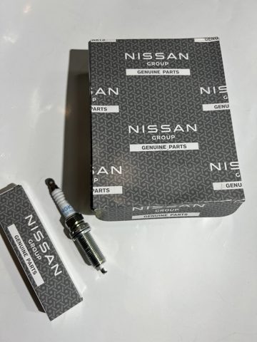 Свічки запалювання 224015NA1C NISSAN