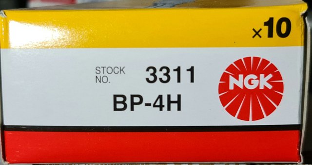 Свічки запалювання BP4H NGK