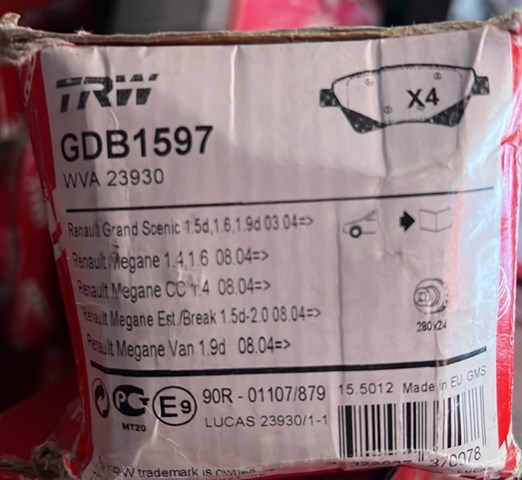 Колодки гальмівні дискові, комплект GDB1597