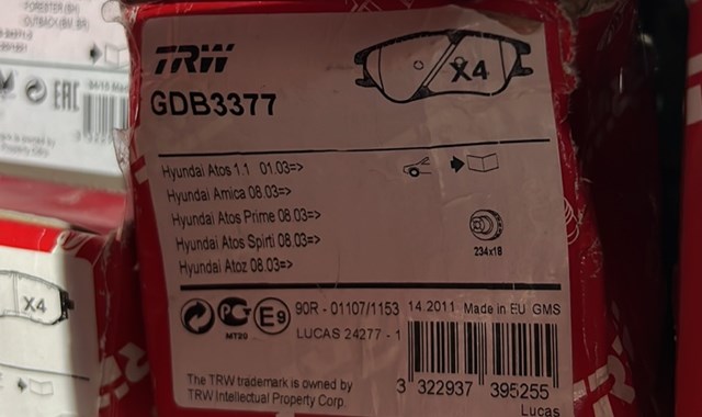 Тормозні колодки GDB3377 TRW