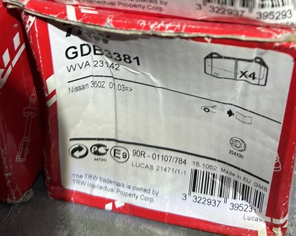 Тормозні колодки GDB3381 TRW