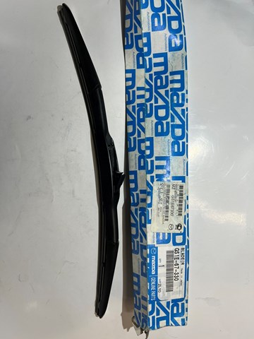 Щітка двірника права GS1E67330 MAZDA