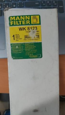 Оригінал нове фільтр паливний WK8123
