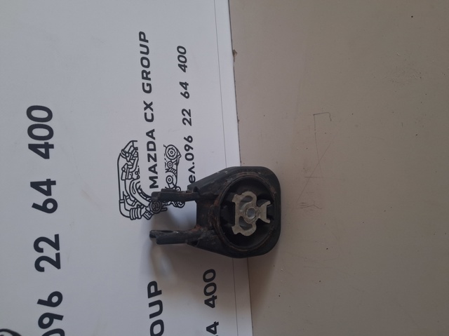 Подушка (опора) двигуна, задня BEET39040B MAZDA