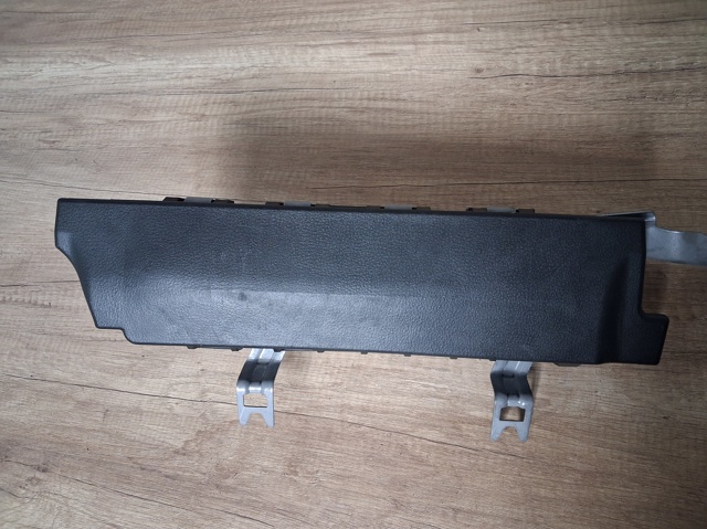 Подушка безпеки (AIRBAG) пасажирська, захисту колін DGH957KT0 MAZDA