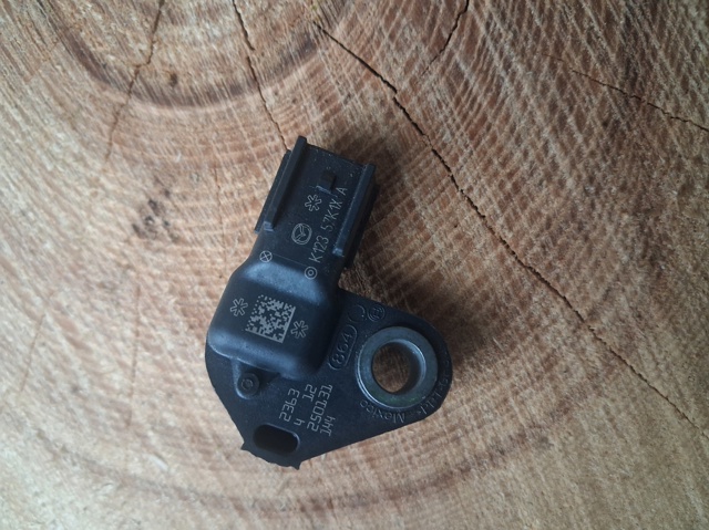 Датчик подушки безпеки K12357K1XA MAZDA