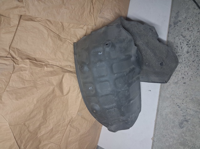 Підкрилок заднього крила, правий KB7W561H1A MAZDA